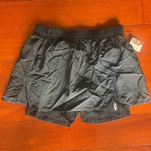 NWT FP Movement Daisy Woven Skort, Medium in Black